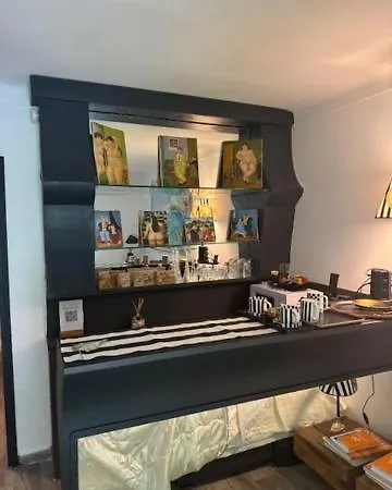 Romana Сен-Тропе