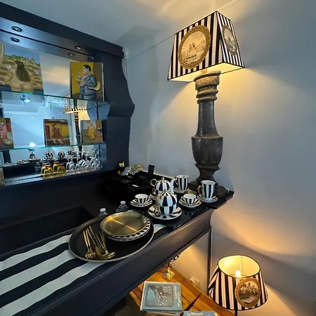 Romana Bed & Breakfast 4*