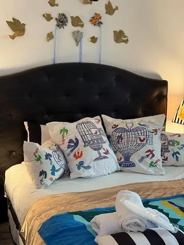 Romana Bed & Breakfast 4*